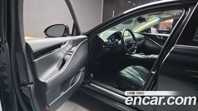 Genesis G80 2022 — photo 13