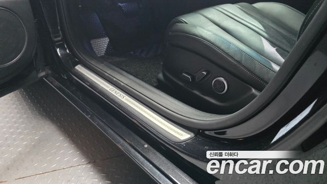 Genesis G80 2022 — photo 34