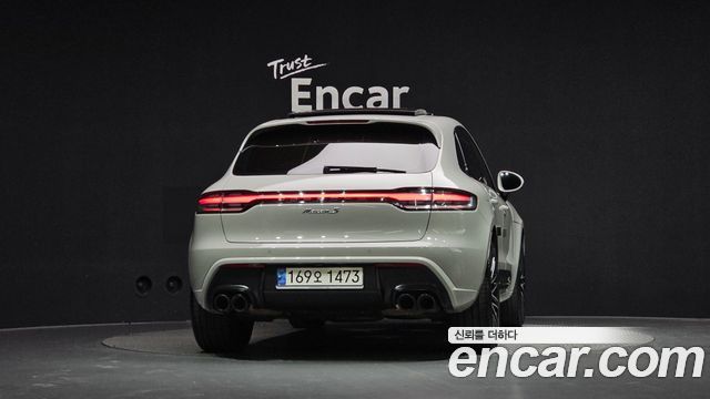 Porsche Macan 2022 — photo 4