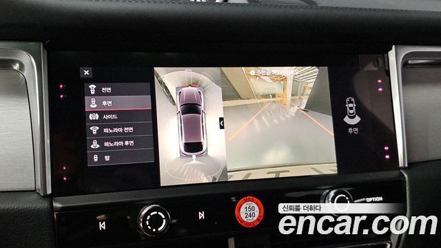 Porsche Macan 2022 — photo 21