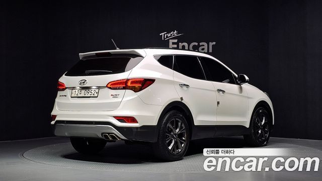 Hyundai Santafe 2016 — photo 2