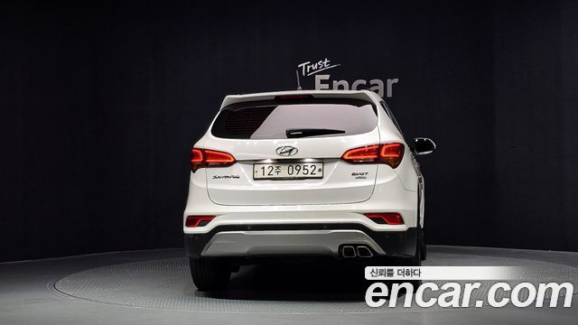 Hyundai Santafe 2016 — photo 4