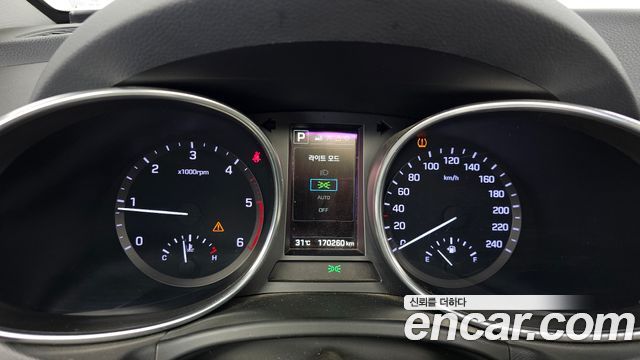 Hyundai Santafe 2016 — photo 11