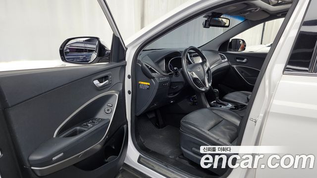 Hyundai Santafe 2016 — photo 13