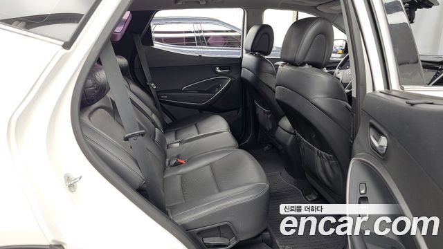 Hyundai Santafe 2016 — photo 18