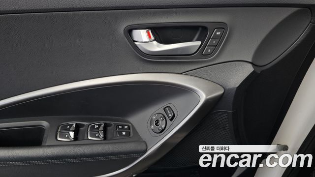 Hyundai Santafe 2016 — photo 29