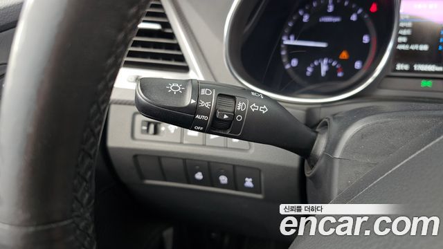 Hyundai Santafe 2016 — photo 31
