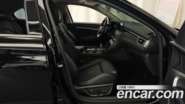 Genesis G70 2023 — photo 17