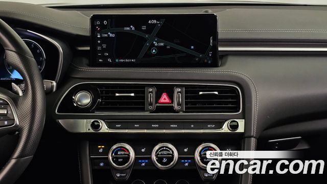 Genesis G70 2023 — photo 20