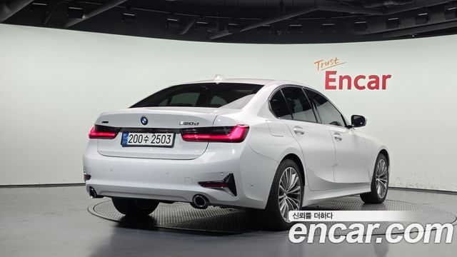 BMW 3-Series 2019 — photo 2