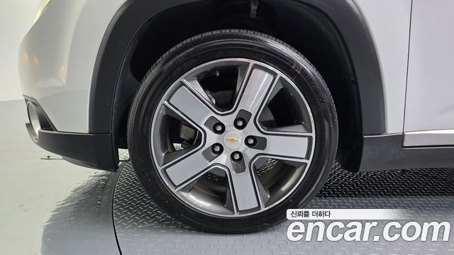Chevrolet Korea Orlando 2015 — photo 5