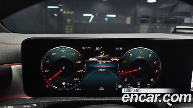 Mercedes-Benz CLA-Class 2023 — photo 8