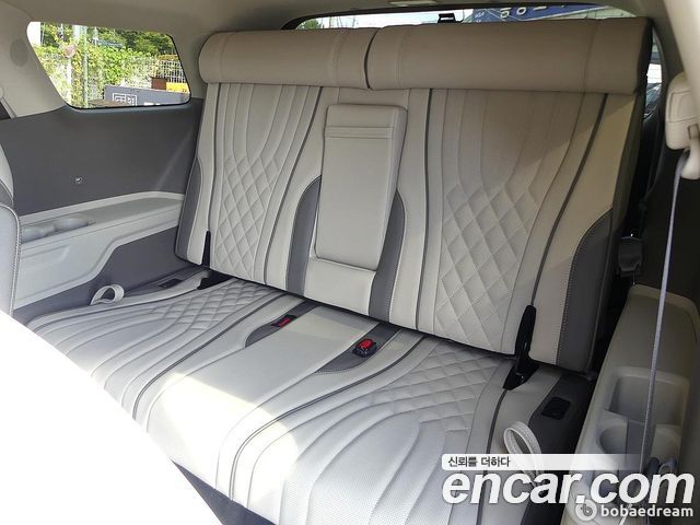 Kia Canival 2021 — photo 7