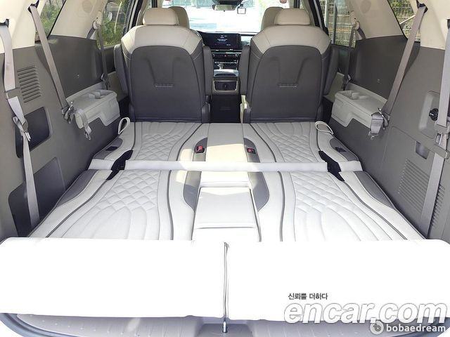 Kia Canival 2021 — photo 10