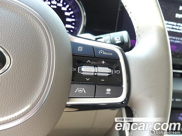 Kia Canival 2021 — photo 14