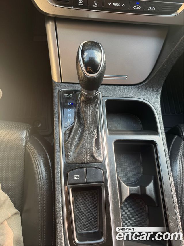 Hyundai Sonata 2017 — photo 11