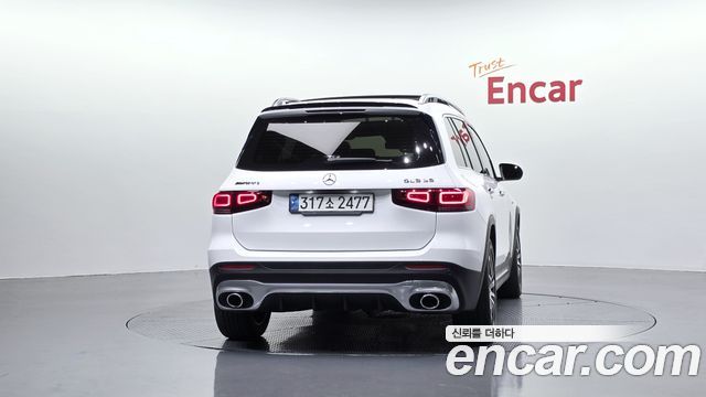 Mercedes-Benz GLB-Class 2022 — photo 4
