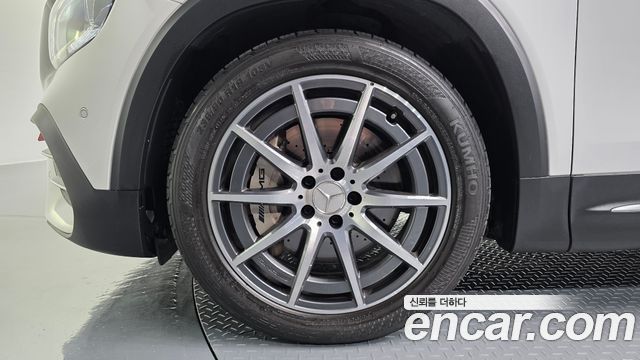 Mercedes-Benz GLB-Class 2022 — photo 5