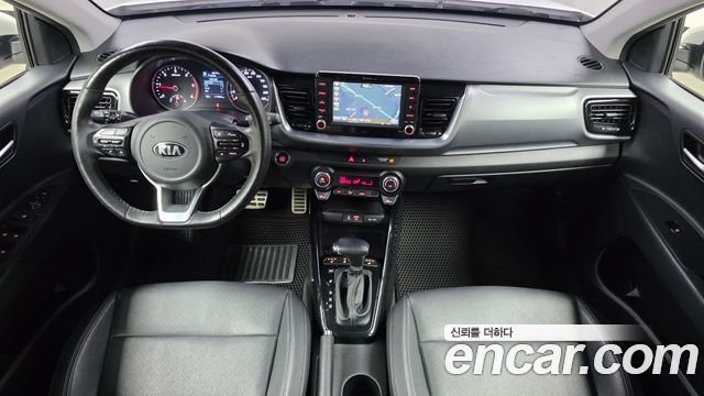 Kia Stonic 2018 — photo 10