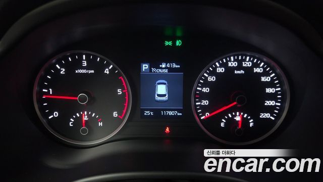 Kia Stonic 2018 — photo 11