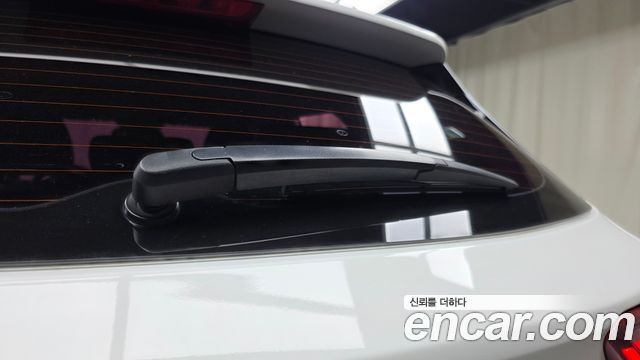 Kia Stonic 2018 — photo 28