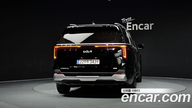 Kia Canival 2025 — photo 4