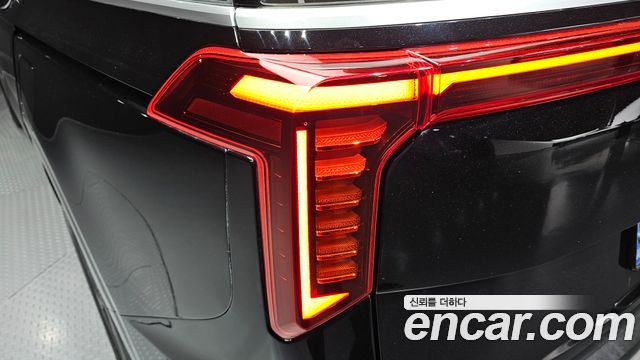 Kia Canival 2025 — photo 9
