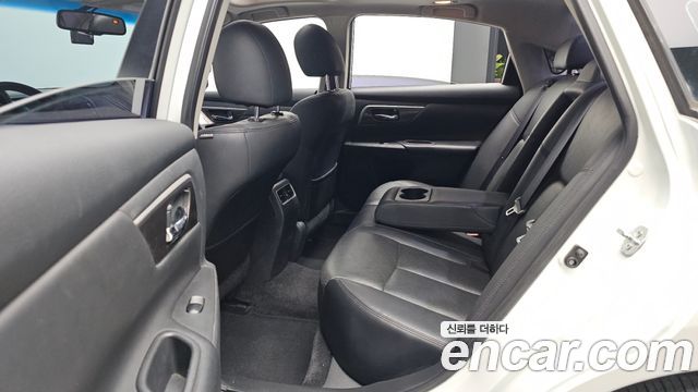 Nissan Altima 2015 — photo 18