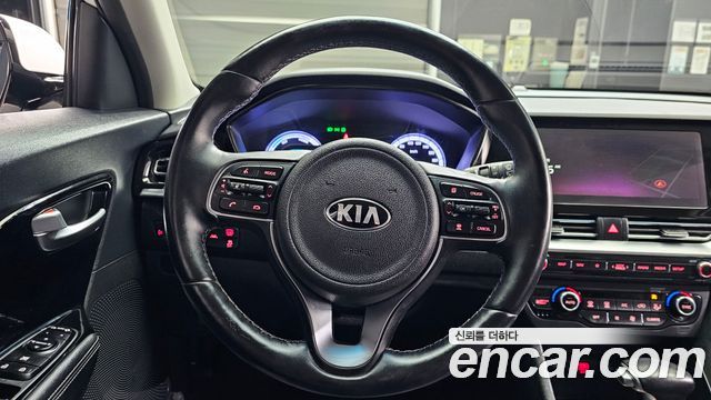Kia Niro 2020 — photo 20