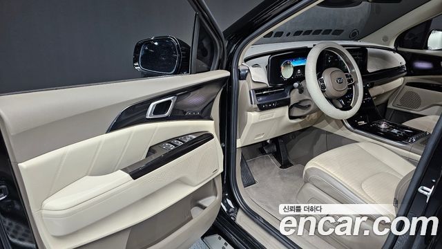 Kia Canival 2021 — photo 13