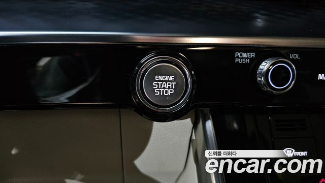 Kia Canival 2021 — photo 27
