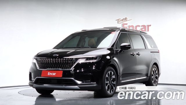Kia Canival 2021 — photo 1
