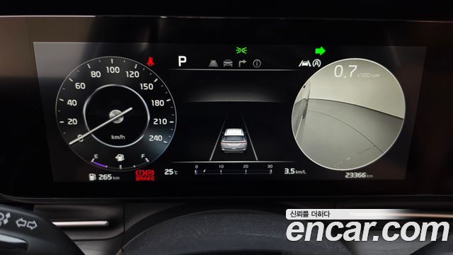 Kia Canival 2021 — photo 11