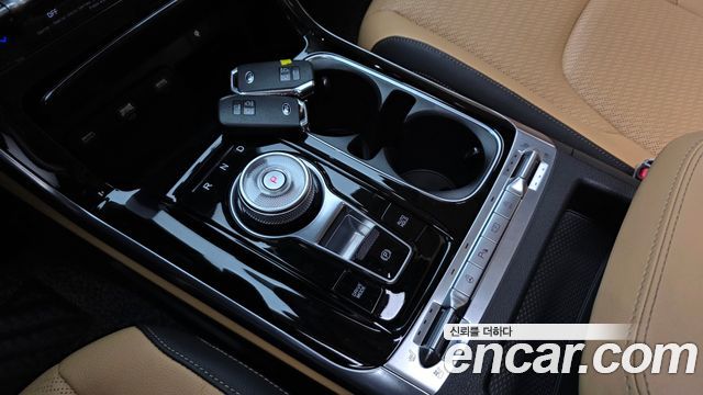 Kia Canival 2021 — photo 12