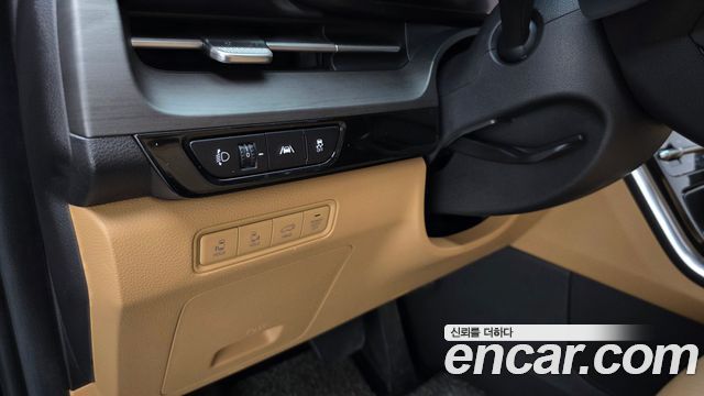 Kia Canival 2021 — photo 25