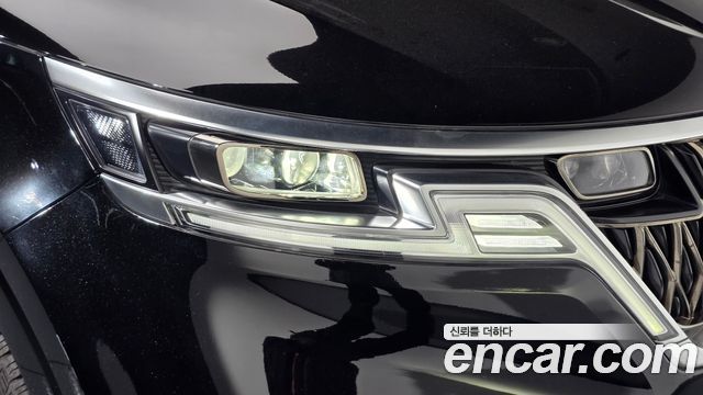 Kia Canival 2021 — photo 8