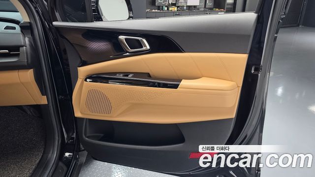 Kia Canival 2021 — photo 14