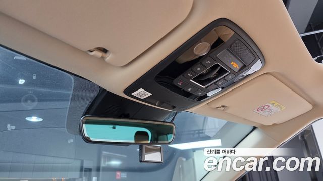 Kia Canival 2021 — photo 30