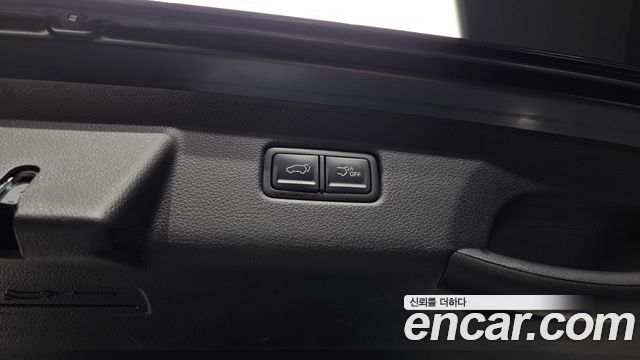 Kia Canival 2021 — photo 32
