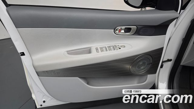 Hyundai Nexo 2023 — photo 14