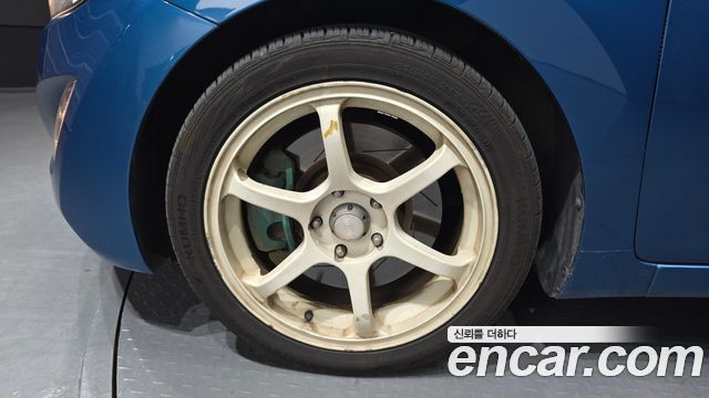 Hyundai AVANTE 2014 — photo 5