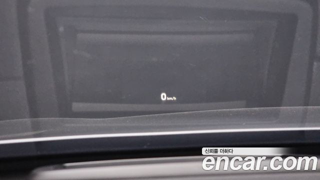 Genesis EQ900 2017 — photo 21