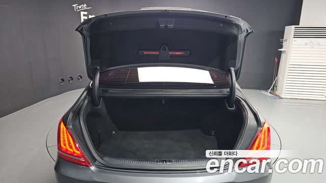 Genesis EQ900 2017 — photo 26