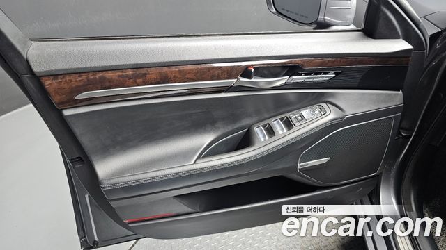 Genesis EQ900 2017 — photo 14