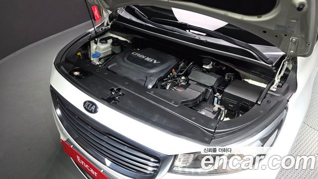 Kia Canival 2018 — photo 6