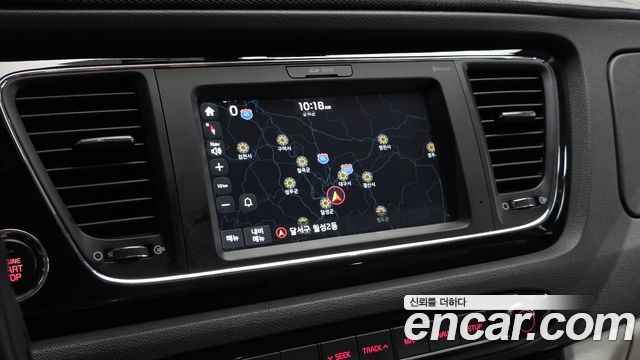 Kia Canival 2018 — photo 13