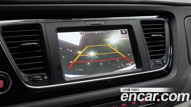 Kia Canival 2018 — photo 14