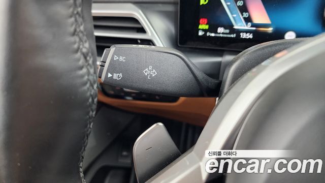 BMW 3-Series 2025 — photo 28