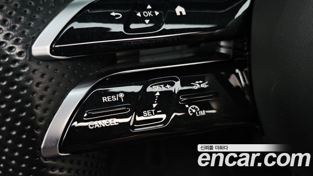 Mercedes-Benz S-Class 2022 — photo 19