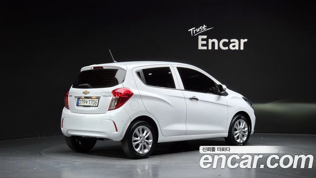 Chevrolet Korea Spark 2022 — photo 2